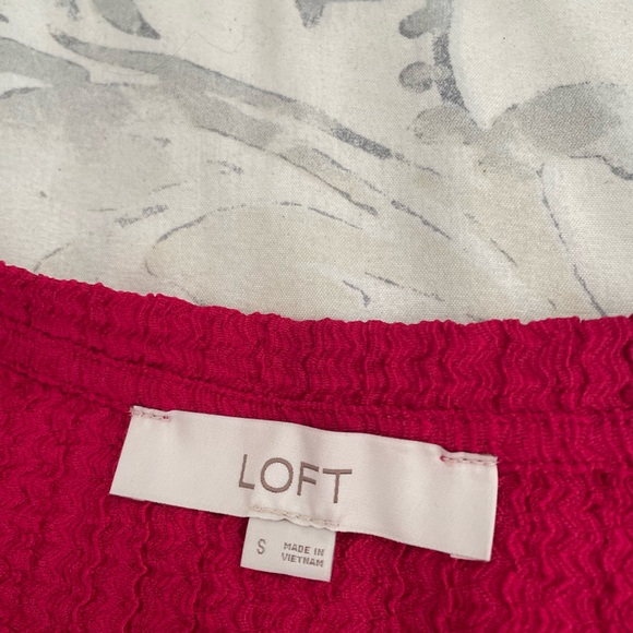 Like new. Loft top - Picture 6 of 6